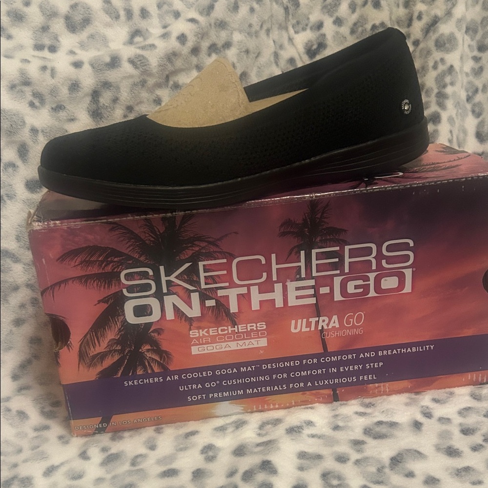Skechers Black and Tan Slip-On Shoes
